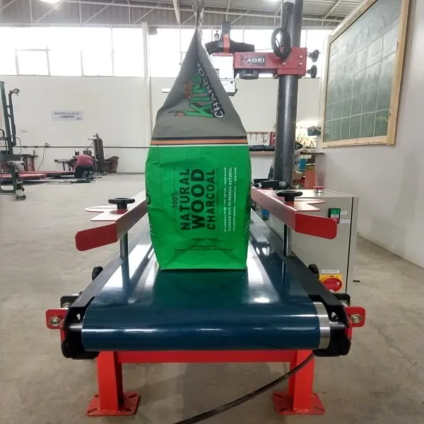 Costuradora com Esteira Alta Produtividade